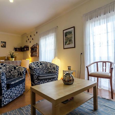 This Warm And Comfortable Apartment ラゴス 部屋 写真