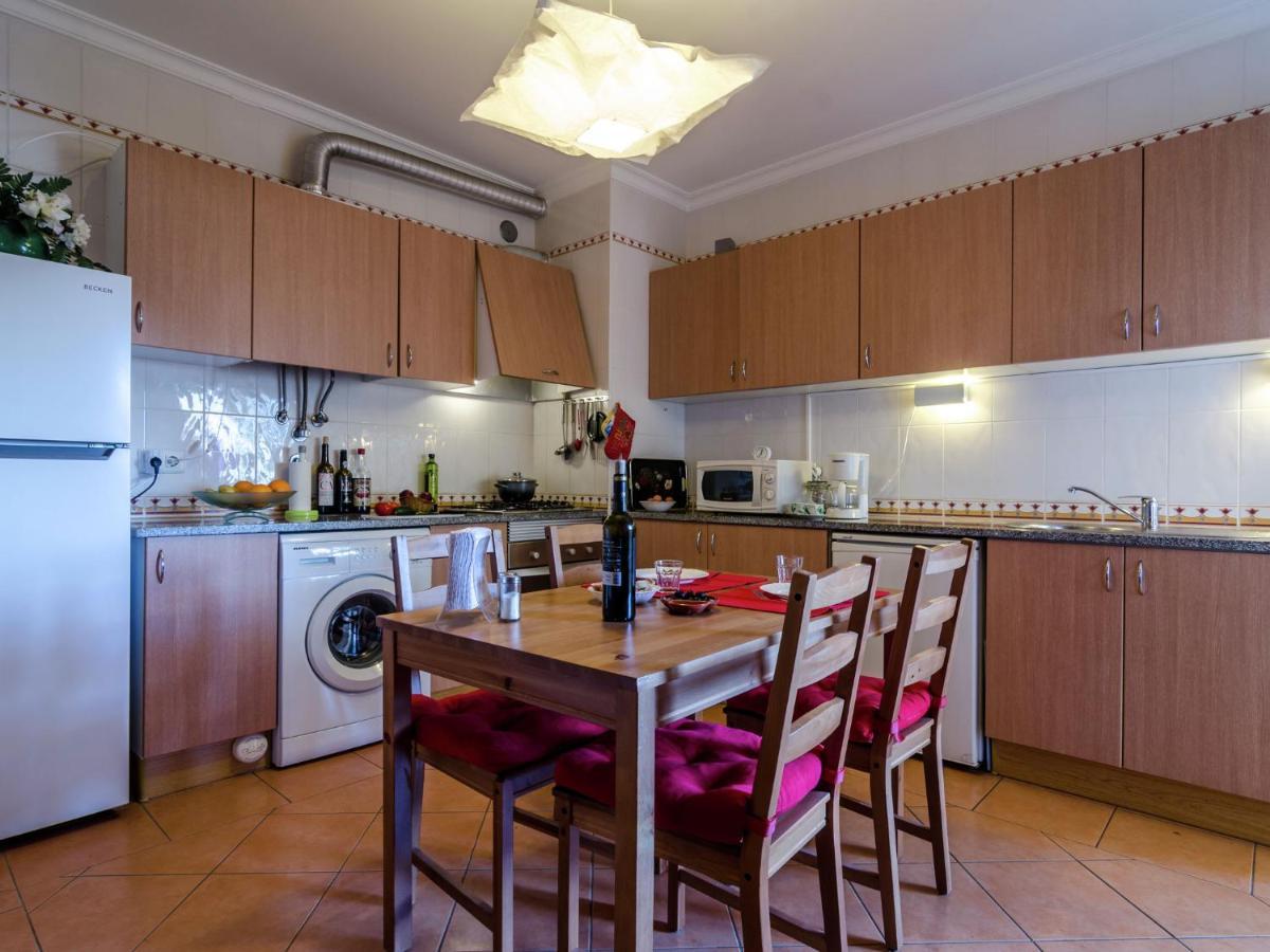 This Warm And Comfortable Apartment ラゴス 部屋 写真
