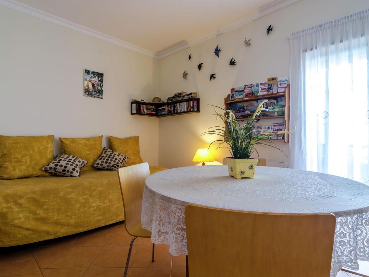 This Warm And Comfortable Apartment ラゴス 部屋 写真