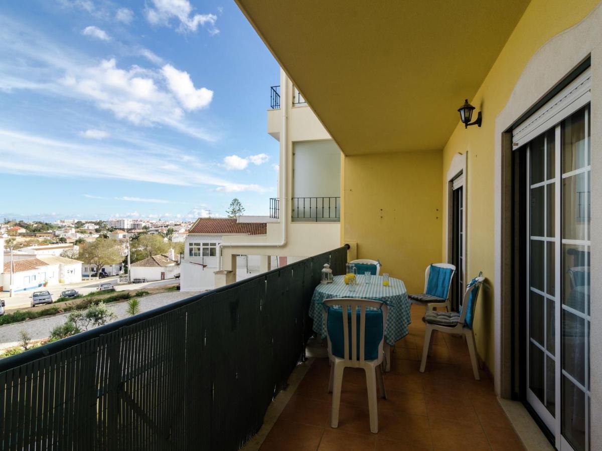 This Warm And Comfortable Apartment ラゴス 部屋 写真