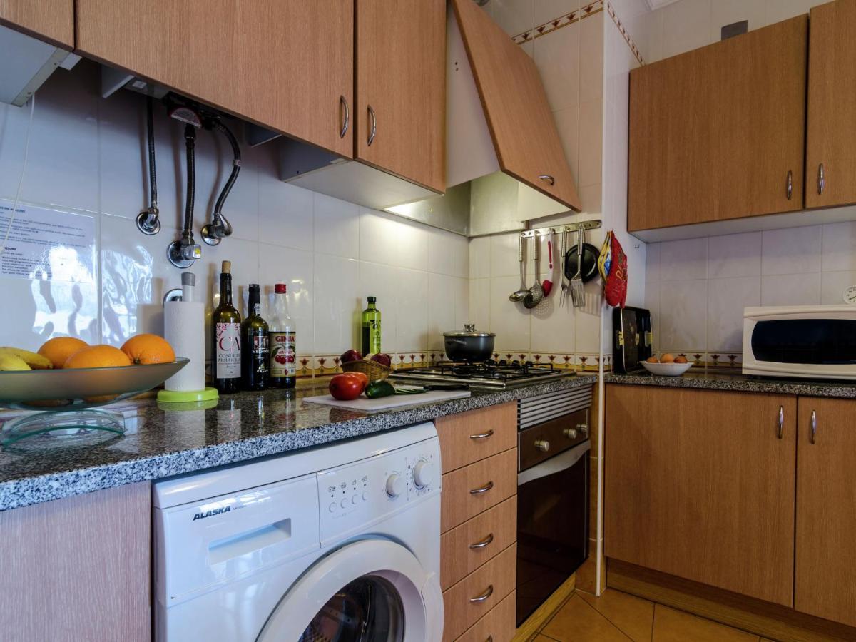 This Warm And Comfortable Apartment ラゴス 部屋 写真