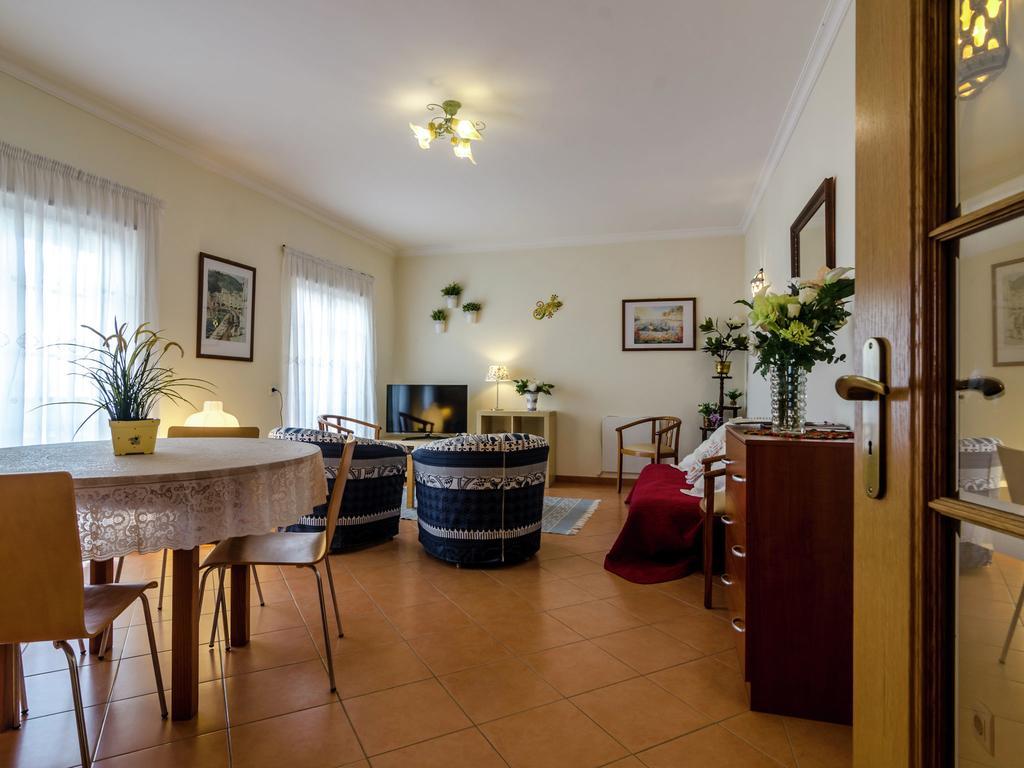 This Warm And Comfortable Apartment ラゴス 部屋 写真
